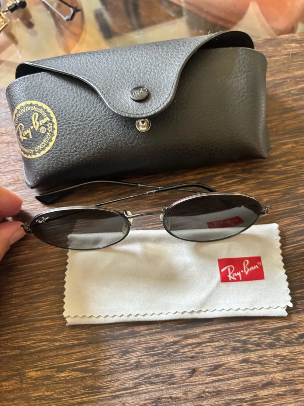 Ray-Ban Black Round Metal Sunglasses